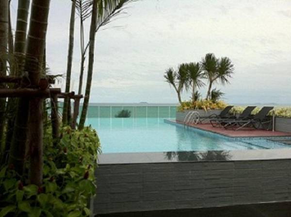 Thanyalak@The Gallery Condominium