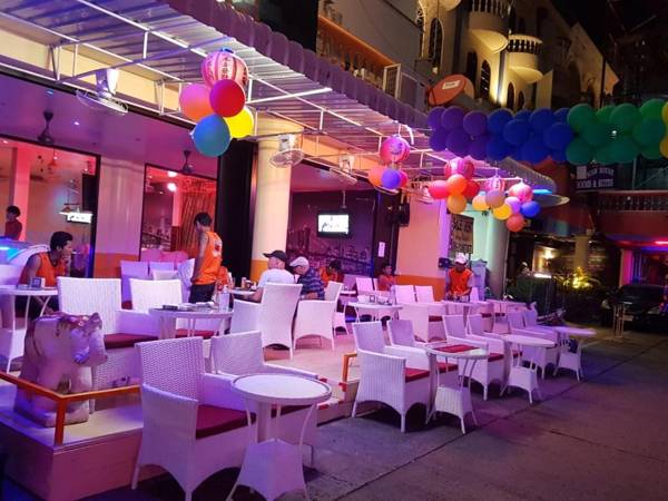 Doubleshot Guesthouse Jomtien