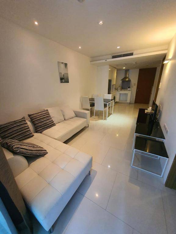 Sanctuary Wong Amat Apartment