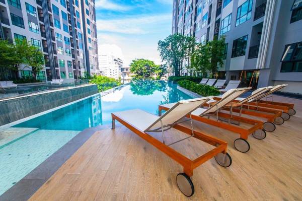Central Pattaya Residence-The Base Condo