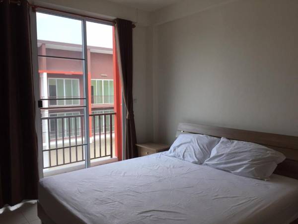 Surasak Center Sri Racha