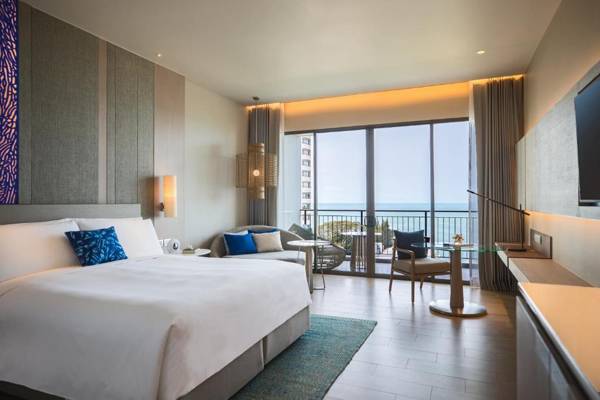 Renaissance Pattaya Resort & Spa - SHA Extra Plus