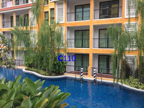 Pool Access @Venetian Signature Pattaya #C110