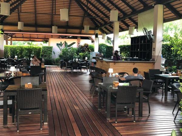 Achawalai Residence Village By Song