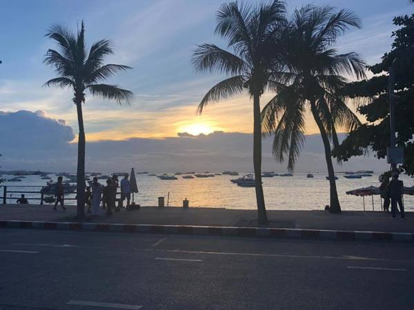 Achawalai Residence Village By Song