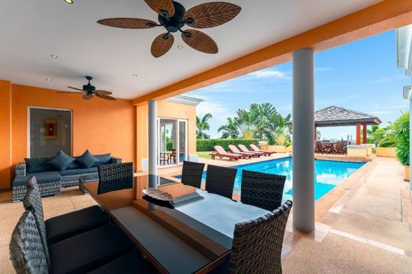 Sunset View Luxury Pool Villa / 4 BR 8-10 Persons