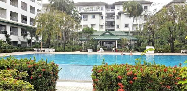 Baan Suan Lalana Td large modern studio with garden view Pattaya