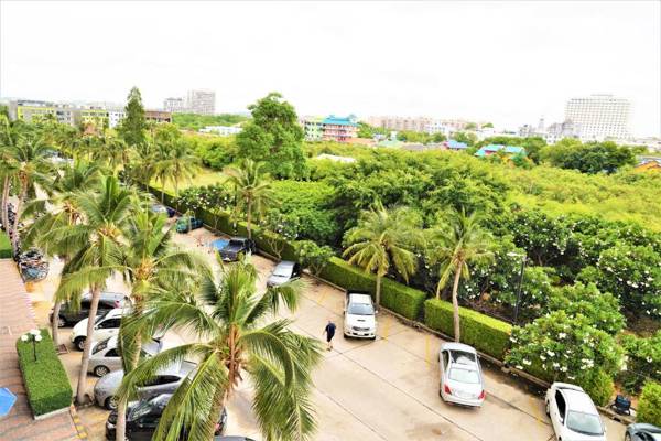 Sea view apartment on Jomtien beach Pattaya