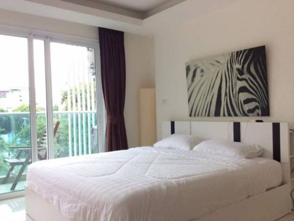 Cosy Beach View Condominium