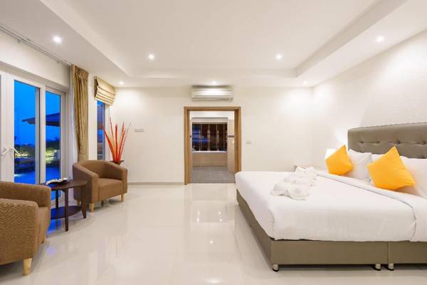 Sunset View Pool Villa / 7 BR 14-16 Persons