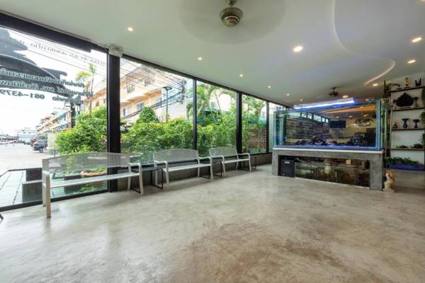 OYO 1123 The One Healthcare And Apartment