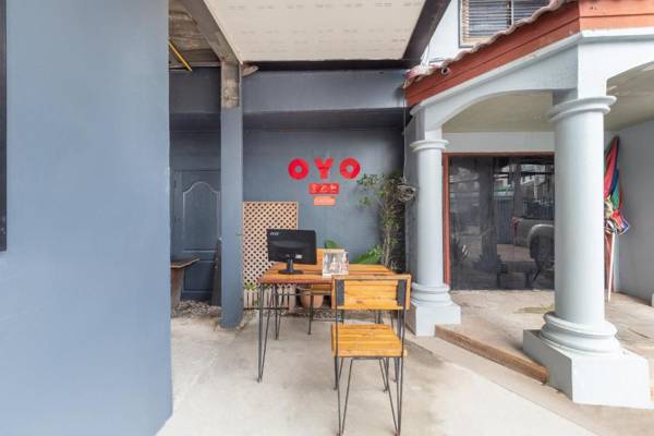 Vaccinated Staff -OYO 1132 The Nine