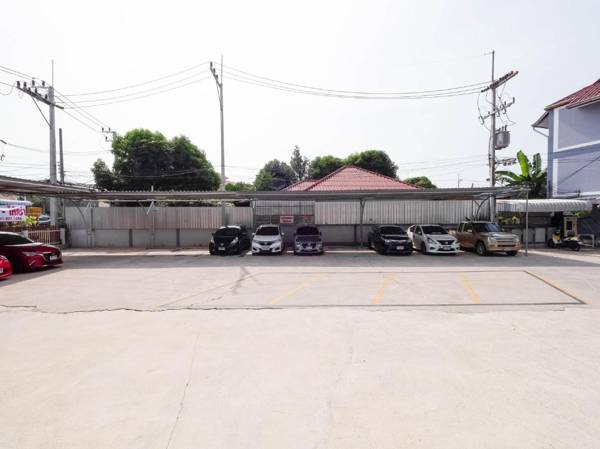 OYO 1157 Ploy Pailin Place