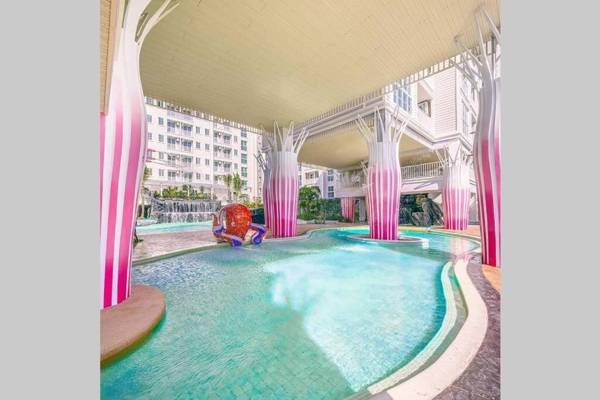 Grand florida Poolview-1BR-Step to jomtien beach