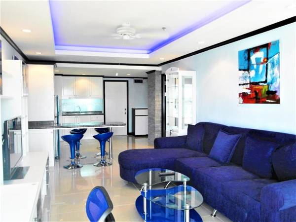 Sea view 16th floor condo at Jomtien Beach