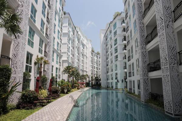 City Garden Olympus Condominium by donutt