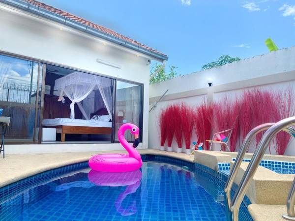 Pattaya Pool Villas Adare Garden By hieng Lay