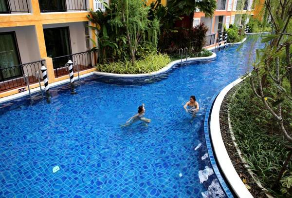 Venetian Poseidon Pool Hotel