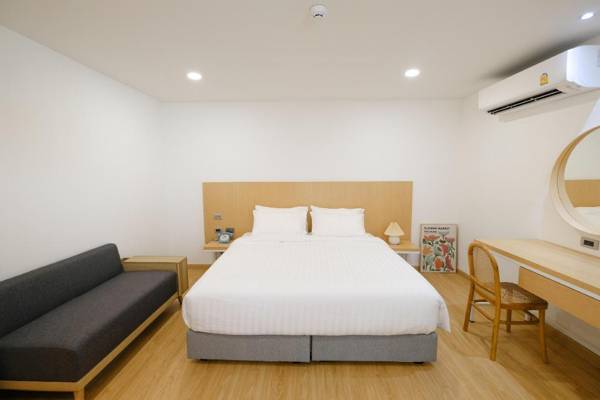 Unnie 언니 Pattaya