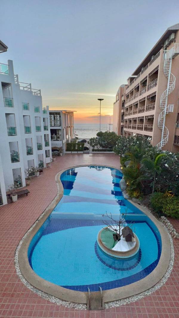 Dragon Beach Resort Hotel