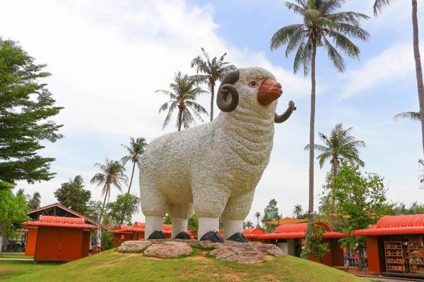 Andaz Pattaya Jomtien Beach