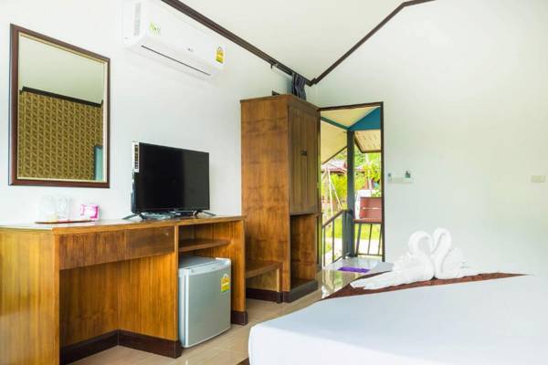 Baan Nai Lake View Resort