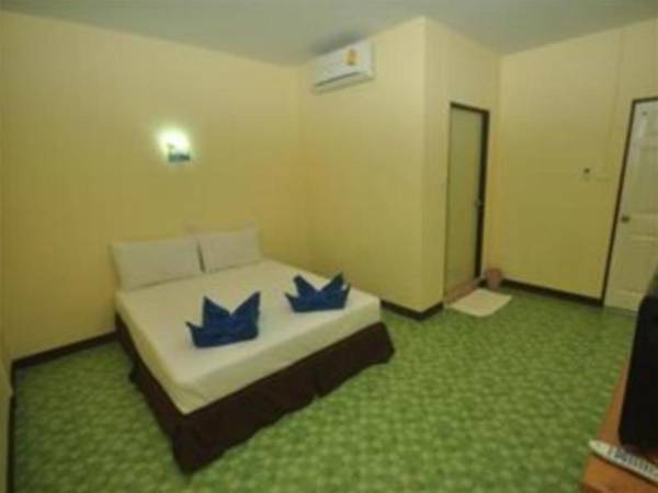 Phi Phi Sand Sea House