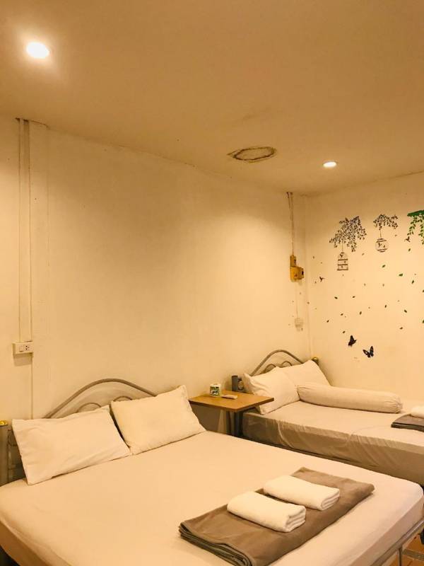 Juppy Hong Guesthouse 