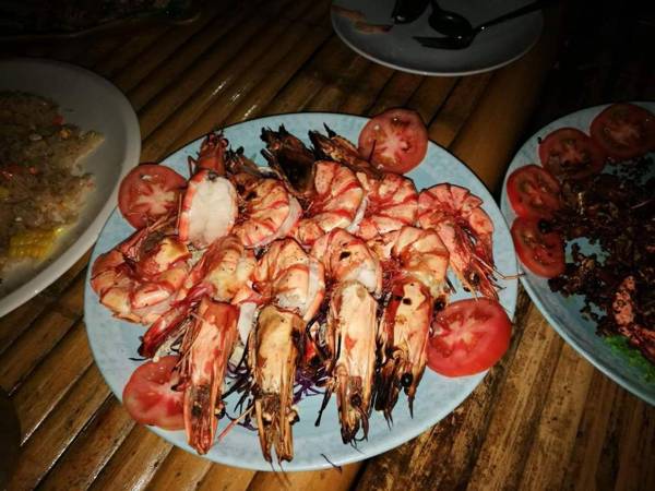 Chomlay Room & Restaurant