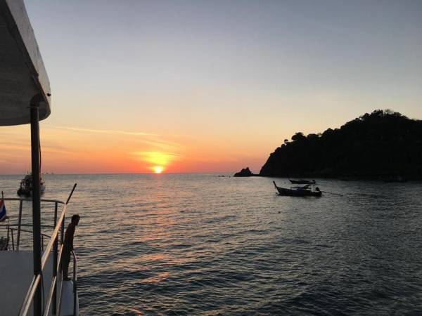 Klongdao Beach Resort