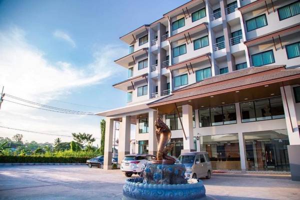 Pura Nakhon Hotel