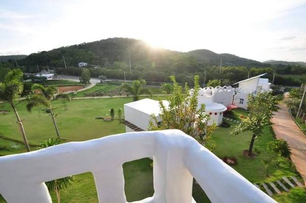 The Buda Resort Muaklek