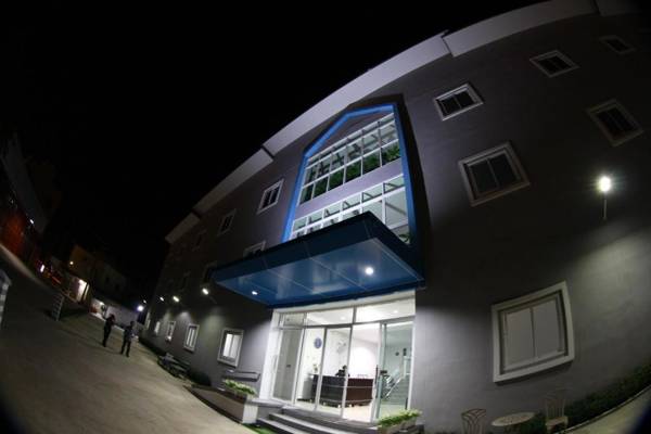 โรงแรมหลานหลวง Laan Luang Hotel