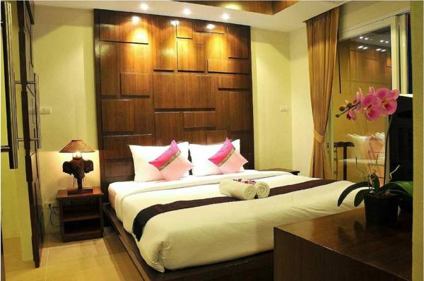 Boonjumnong Modern Apartment