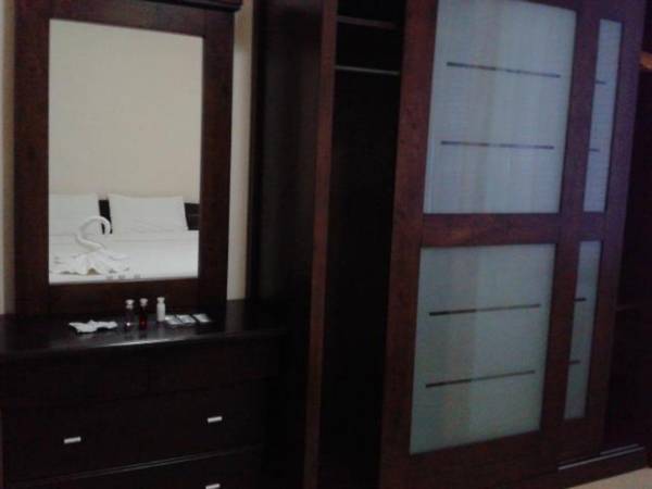 Lipa Bay Residence