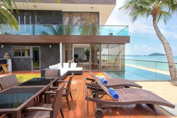 Villa U - Beachfront Haven