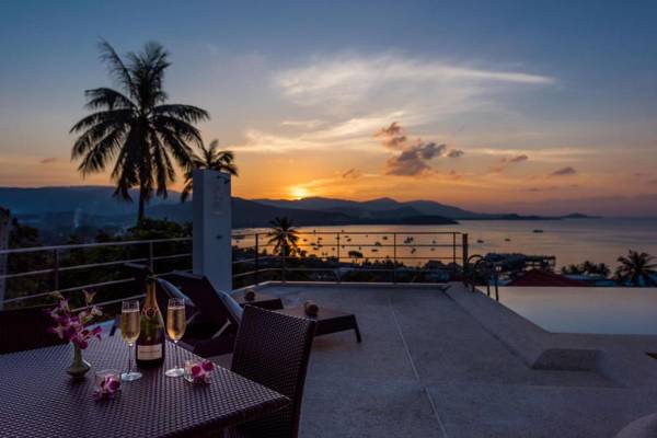 The Beach House Apartment-Sea Views Jacuzzi Pool