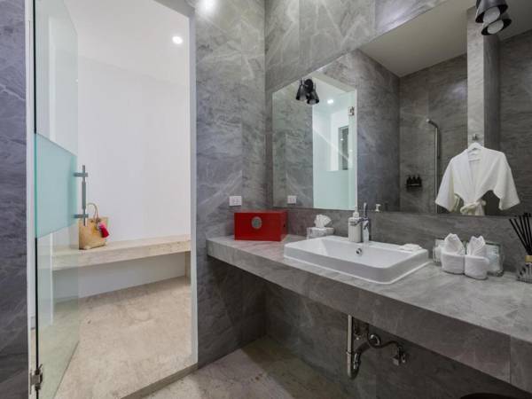 Skye Beach Hotel - SHA Extra Plus