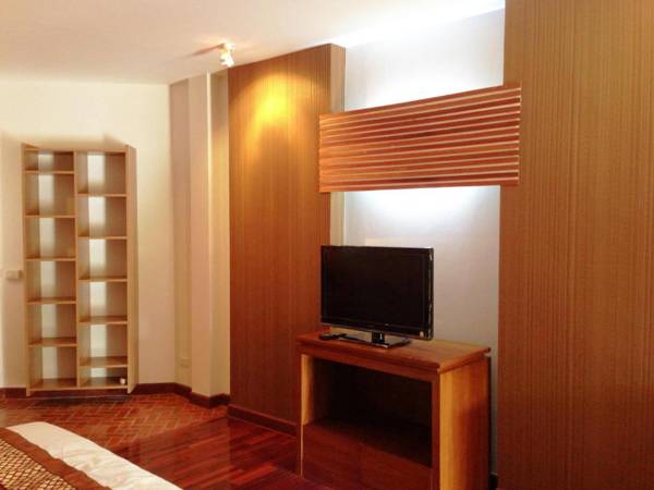 Suwan Driving Range and Resort