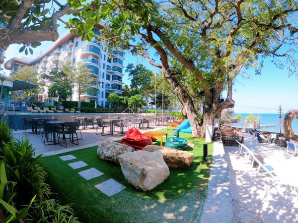 Sonrisa Srirachaที่พักติดทะเล