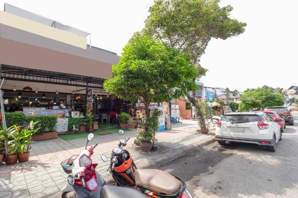 OYO 1152 Hongpak Mint