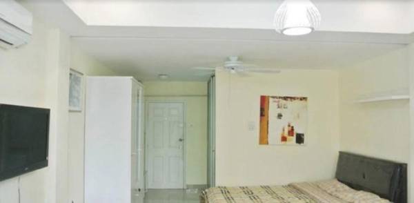 Spanish place F1 R103