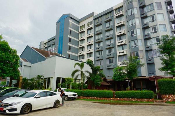 Thepnakorn Hotel (SHA Extra Plus)