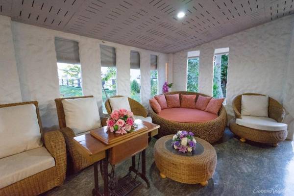 Lemon Resort