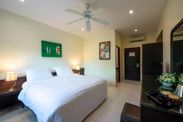 Lokal Phuket "Former K-Hotel" - SHA Extra Plus