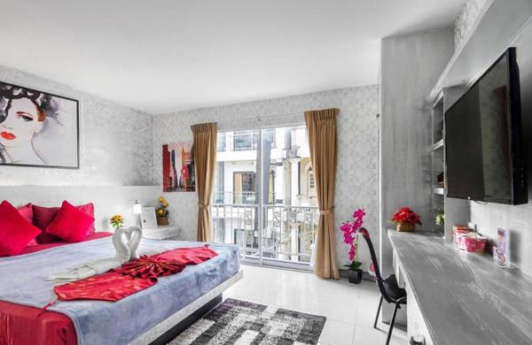 The Shades Bed and Breakfast Boutique Hotel