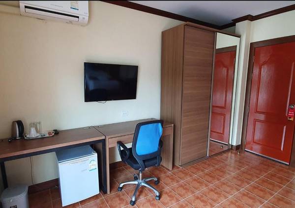 Workspace - Patong Karlssons Hotel