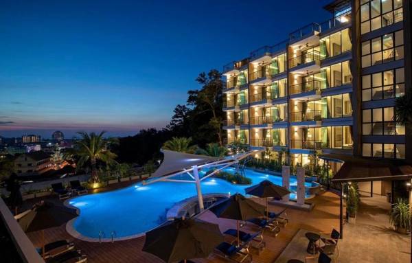 SKYVIEW Resort Phuket Patong Beach - SHA Extra Plus