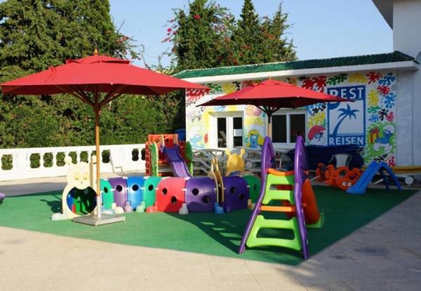 Palmyra Aquapark Kantaoui - Families Only