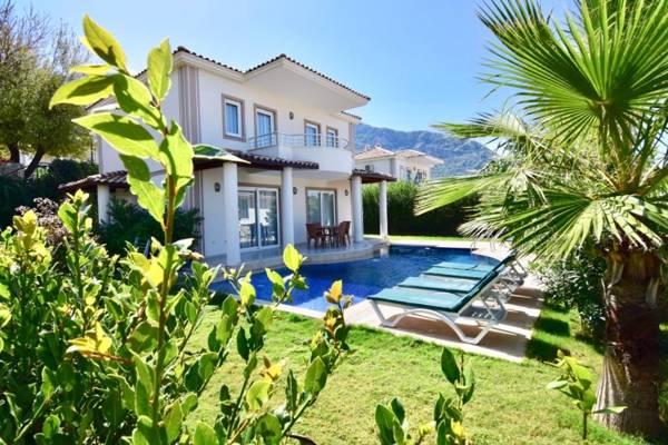 Hanel Life Royale 15 Villa With Private Pool